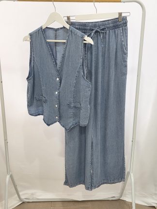 Completo effetto jeans