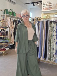 Completo camicia e pantagonna oversize