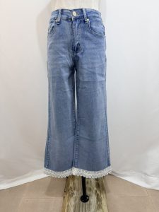 Jeans con pizzo