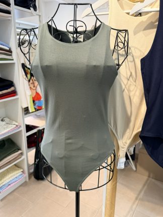 Body scollo all'americana